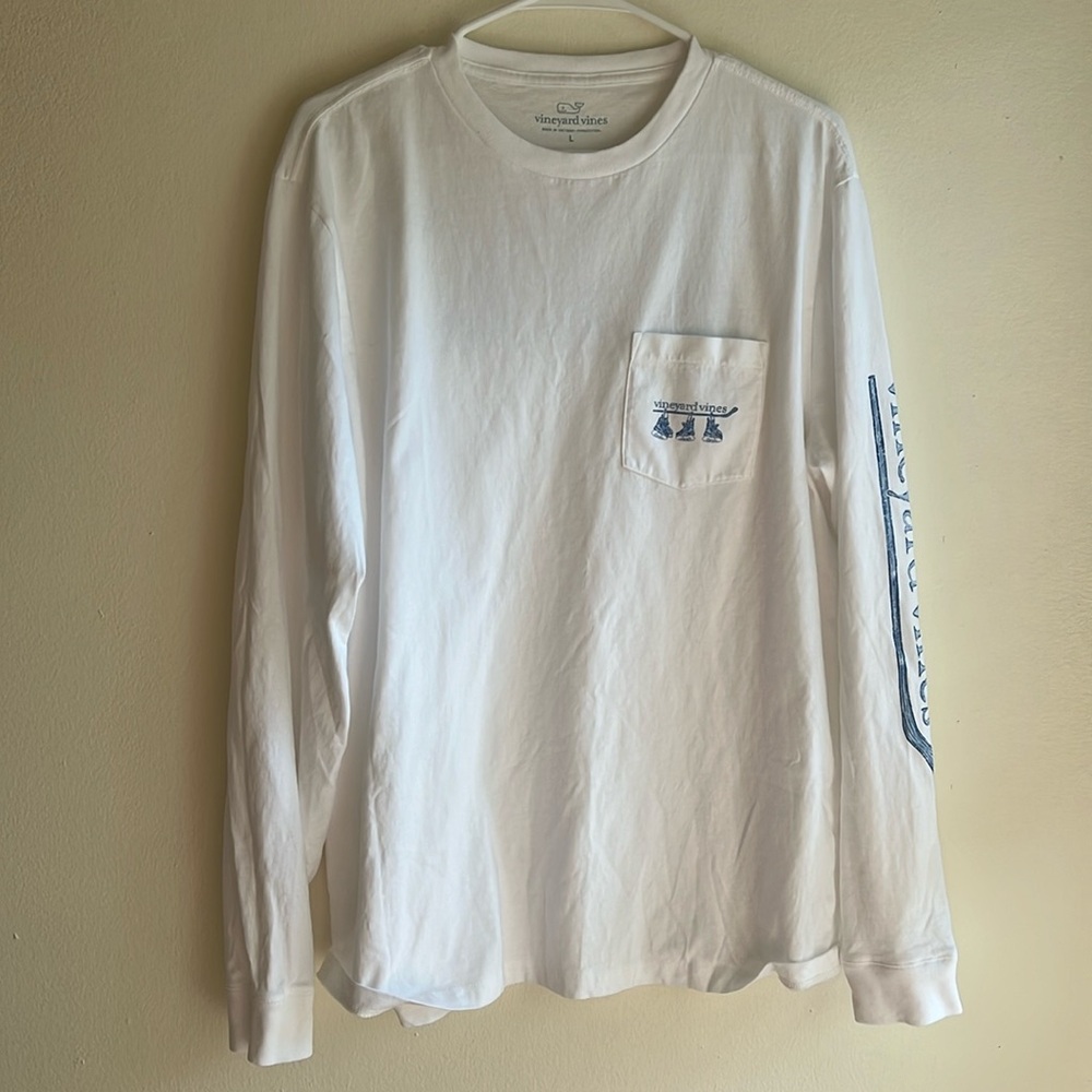 Men’s Vineyard Vines Long-Sleeve Winter Skates Tee - Large - White